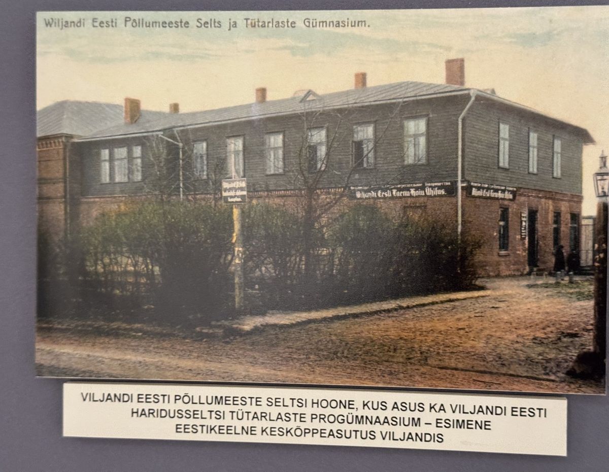 The Viljandi Farmers’ Society building, which housed the girls’ progymnasium. Viljandi Museum display.