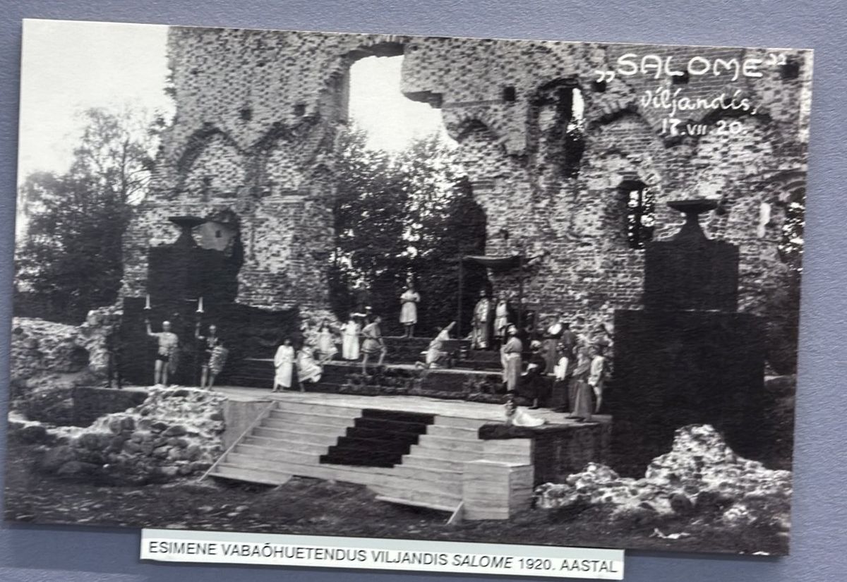 Salome in the castle ruins, 1920: Viljandi’s first open-air performance. Viljandi Museum.