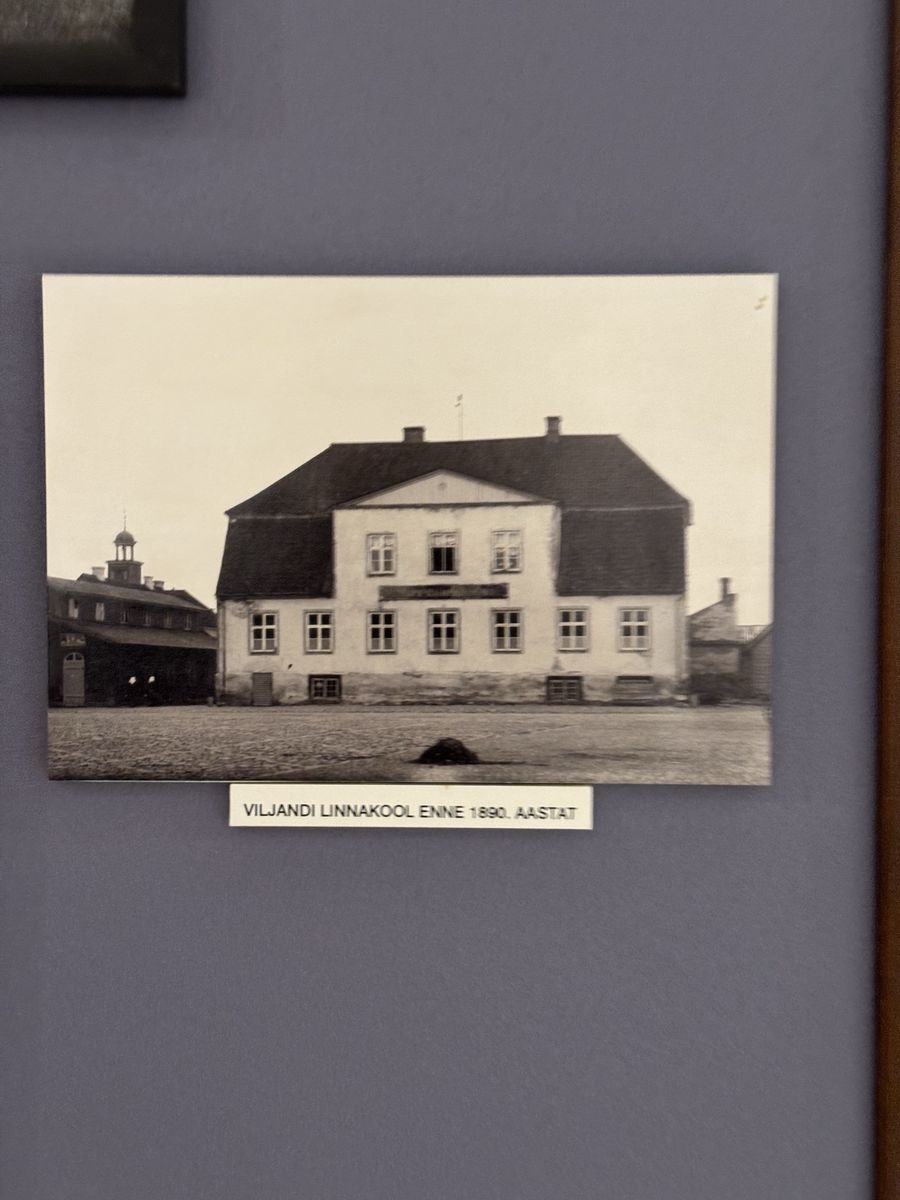 Viljandi Museum display, set 3 no. 7