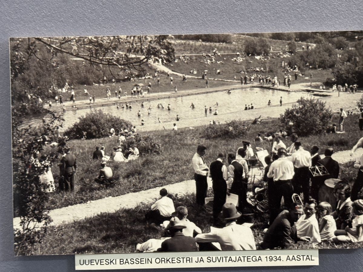 Viljandi Museum display, set 4 no. 16