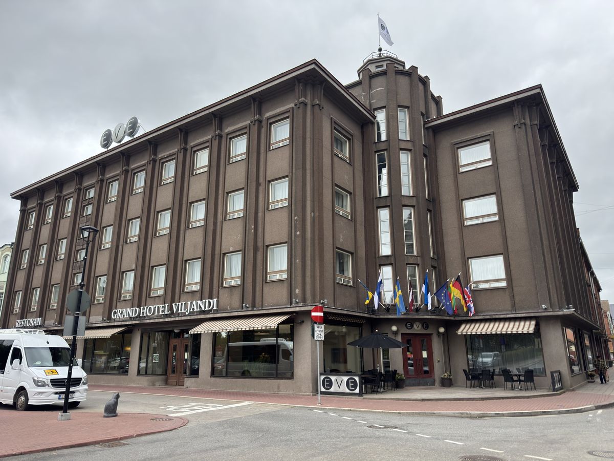 Viljandi Tartu 11 site: Grand Hotel 1
