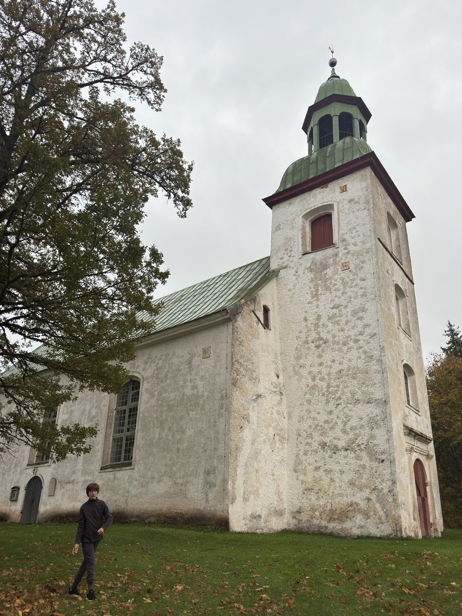 Karksi St Peter's church 1